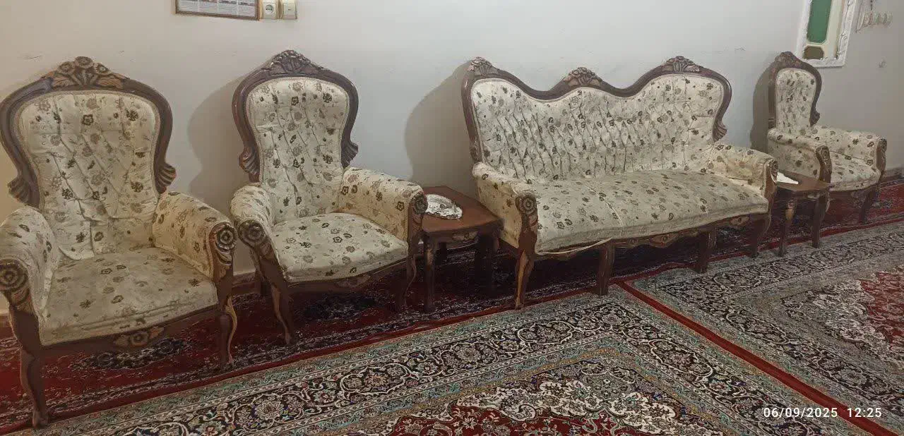 مبل ۹نفره|مبلمان خانگی و میز عسلی|مشهد, شهرک امام هادی (شهرک غرب)|دیوار