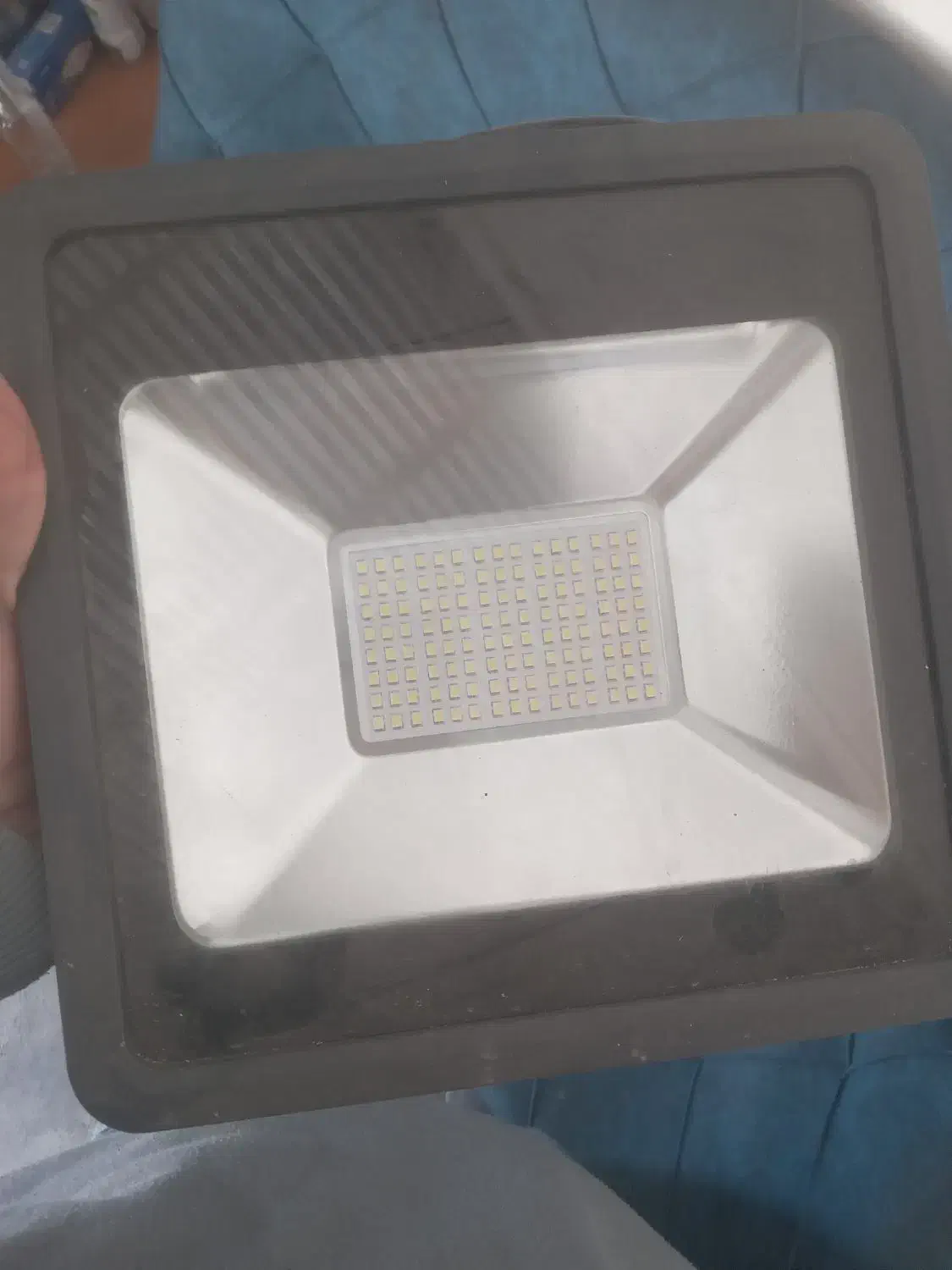 پرژکتور سالم و نو|تلویزیون و پروژکتور|شهرکرد, |دیوار