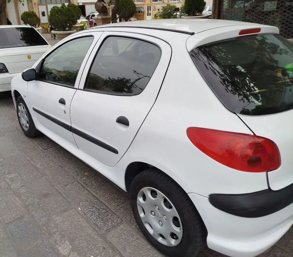 ۲۰۶|خودرو سواری و وانت|قزوین, |دیوار