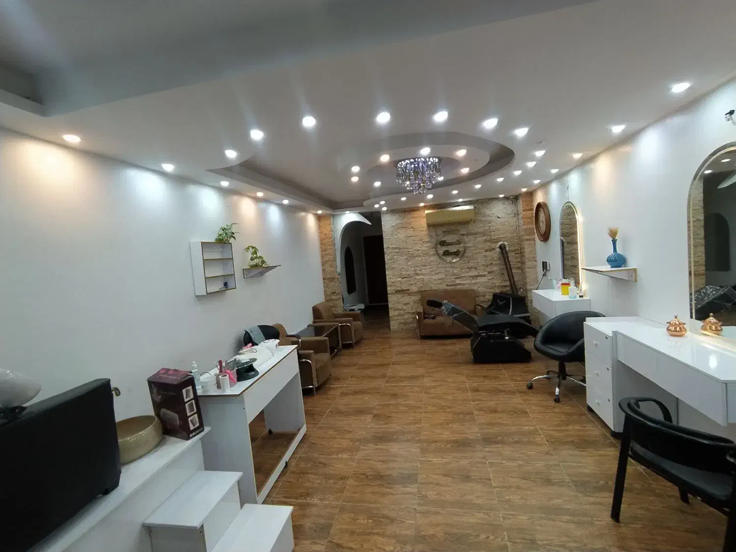 اداریهمکف راهمستقل حدفاصل امیریه و مخابرات|اجارهٔ دفتر کار، اتاق اداری، مطب|بجنورد, |دیوار