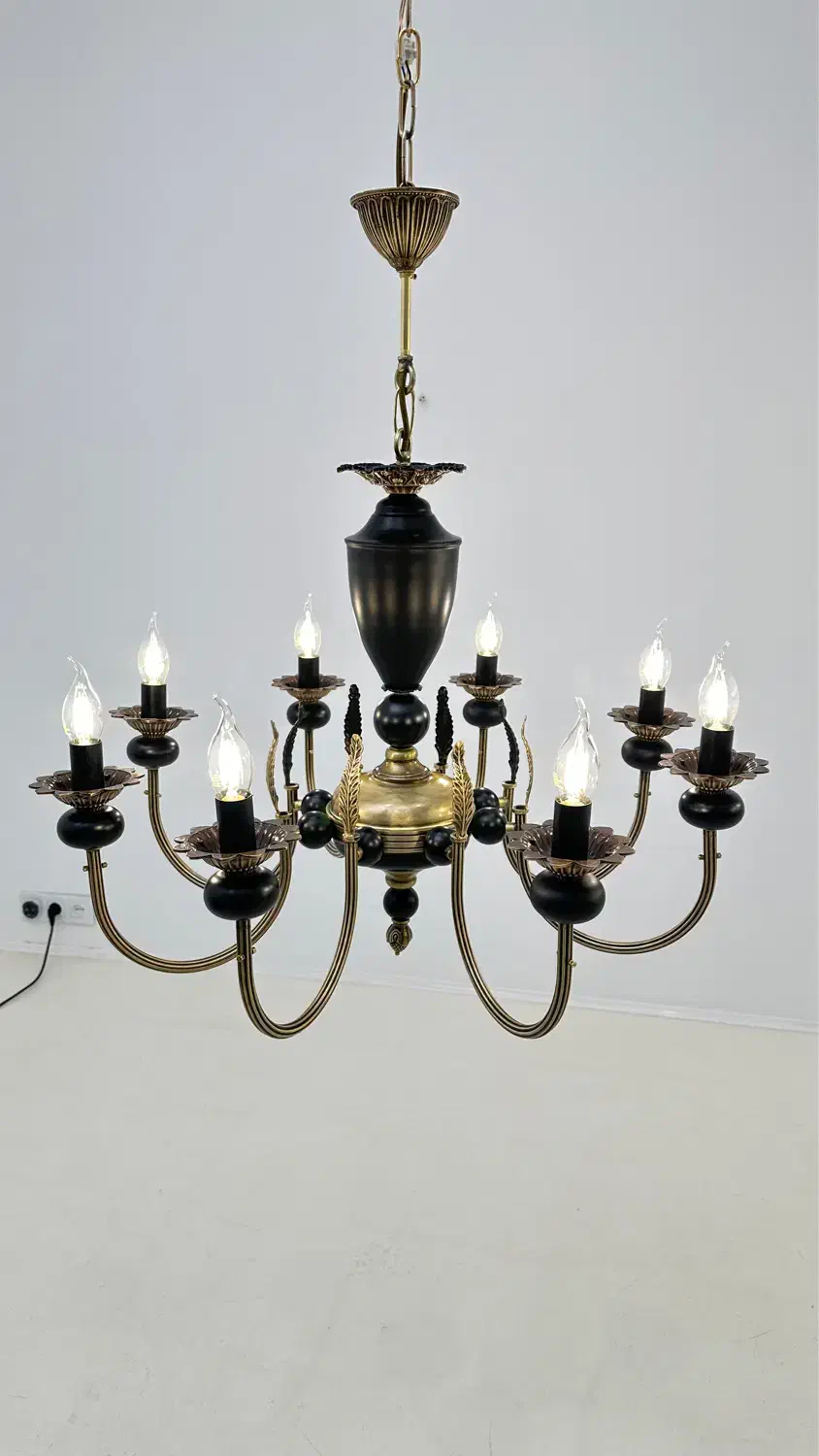 طرح تعویض لوستر برنجی با طرح های روز و نئوکلاسیک|لوستر و چراغ آویز|تهران, تجریش|دیوار