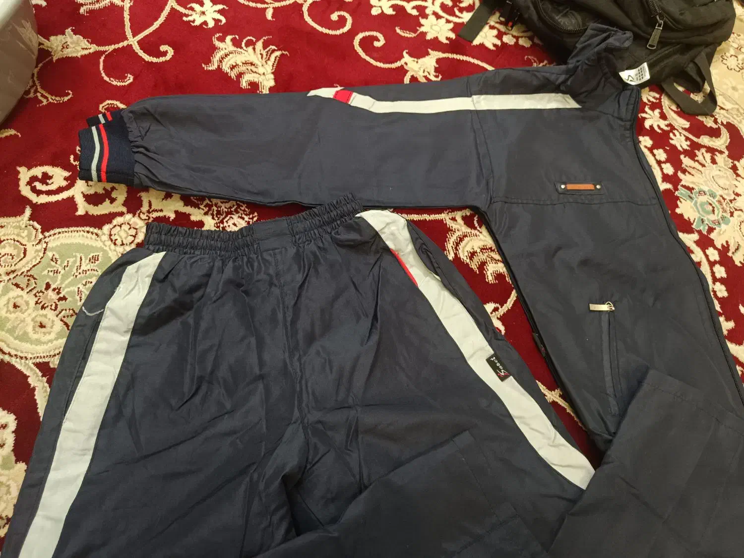 لباس ورزشی|لباس|گلپایگان, |دیوار