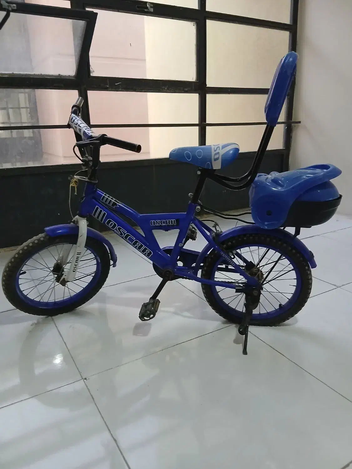 دوچرخه|دوچرخه، اسکیت، اسکوتر|پرند, فاز ۶|دیوار