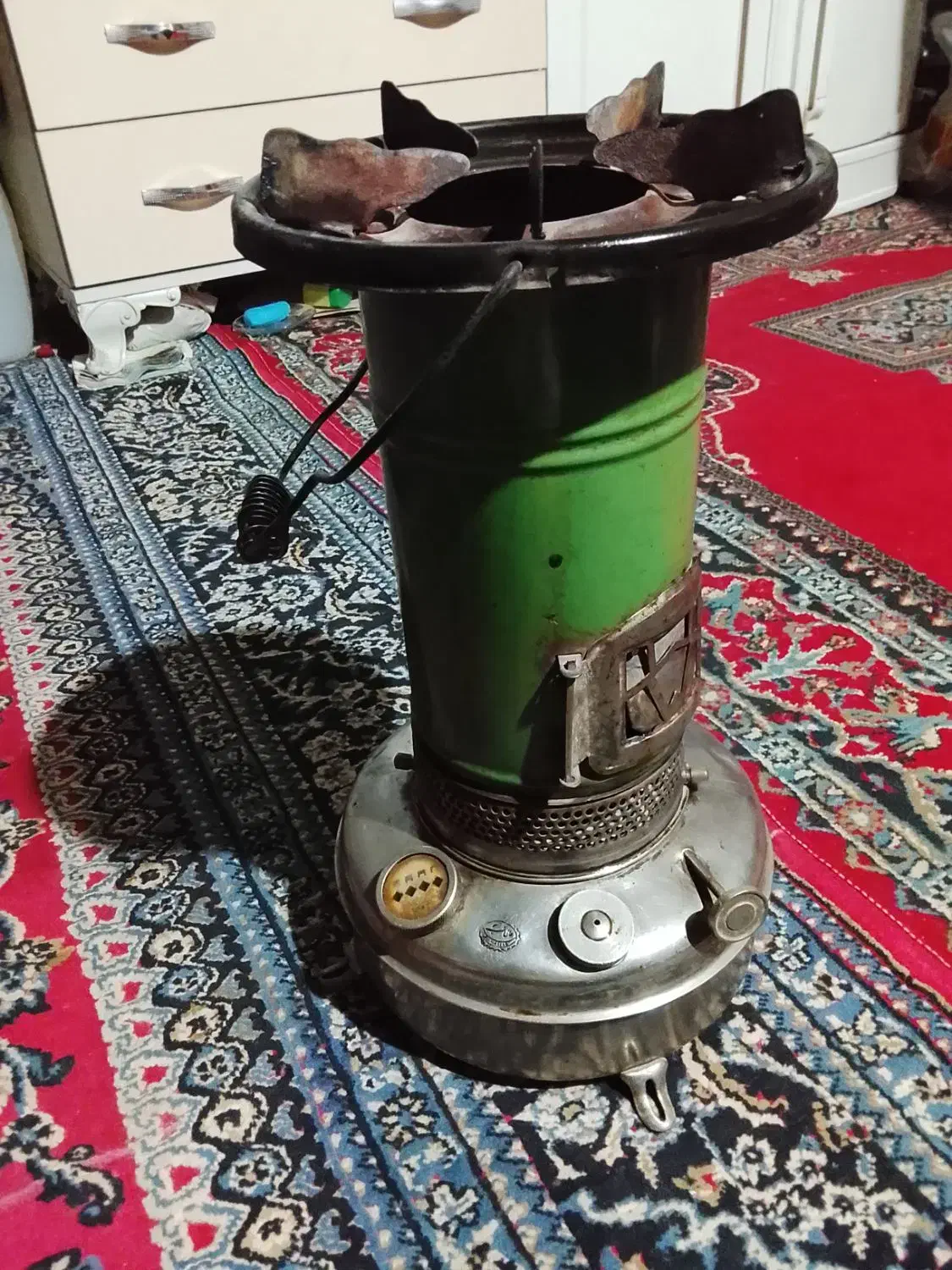 چراغ|لامپ و چراغ|نیمروز, |دیوار