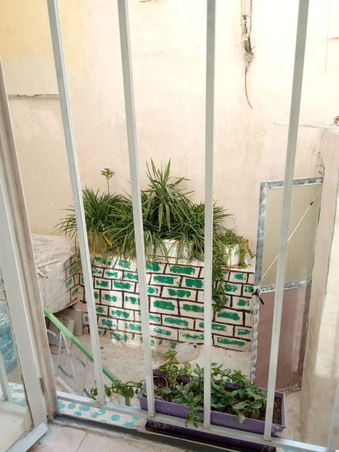 ویلایی دربست همکف و زیر زمین بهشتی|اجارهٔ دفتر کار، اتاق اداری، مطب|مشهد, کوه سنگی|دیوار