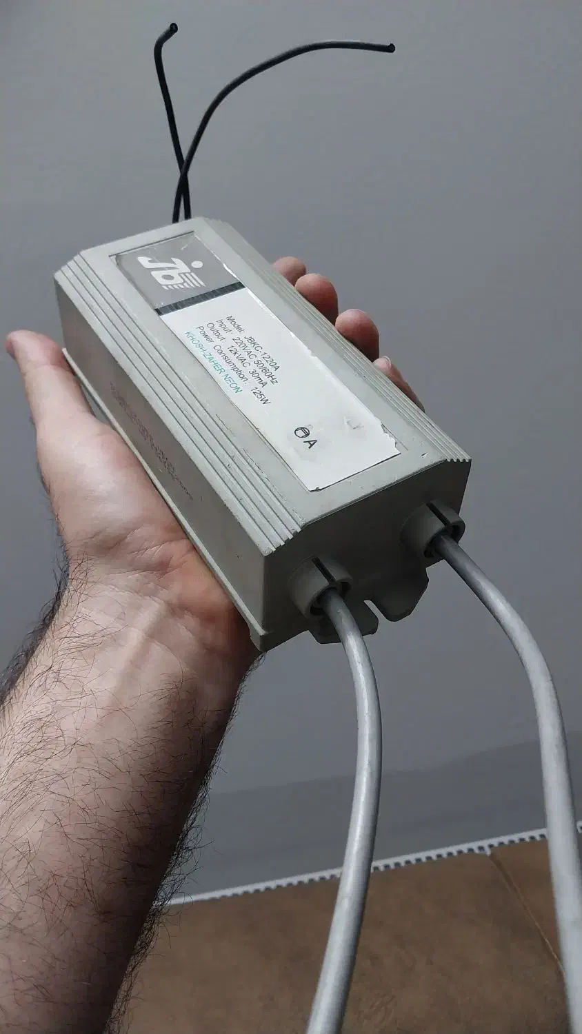 ۲ عدد ترانس ۱۲هزار ولت نئون|لامپ و چراغ|مشهد, آبکوه|دیوار