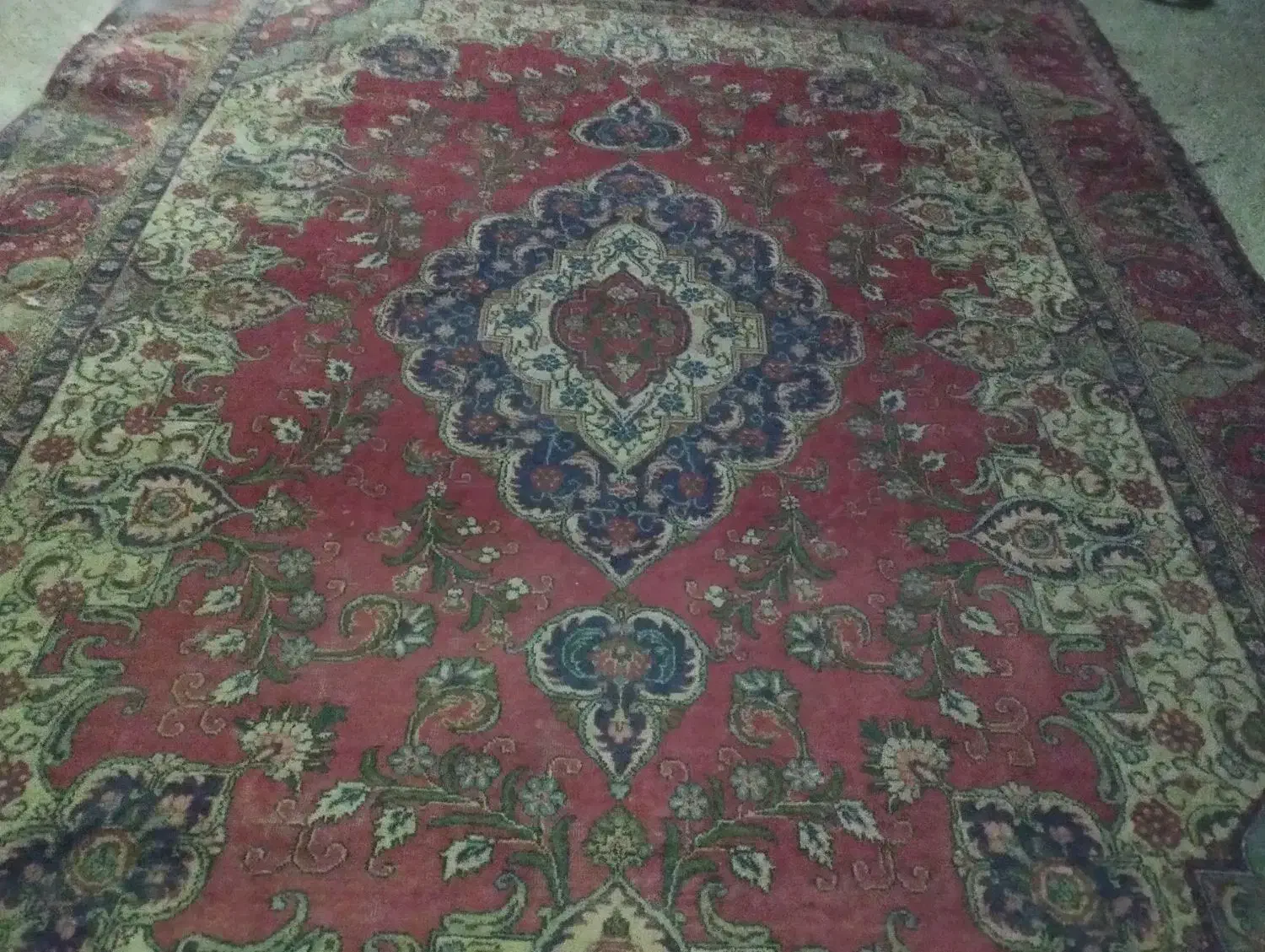 فرش عتیقه|فرش|اهواز, زیتون کارمندی|دیوار