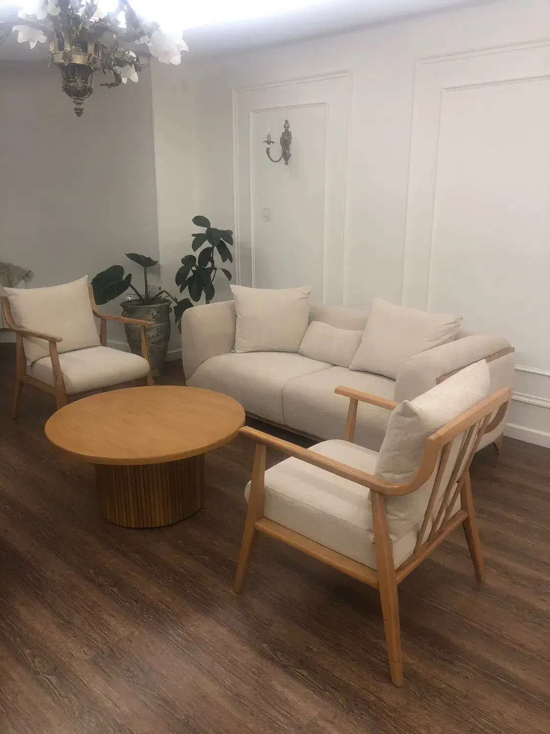 مبل|مبلمان خانگی و میز عسلی|مشهد, کوشش|دیوار