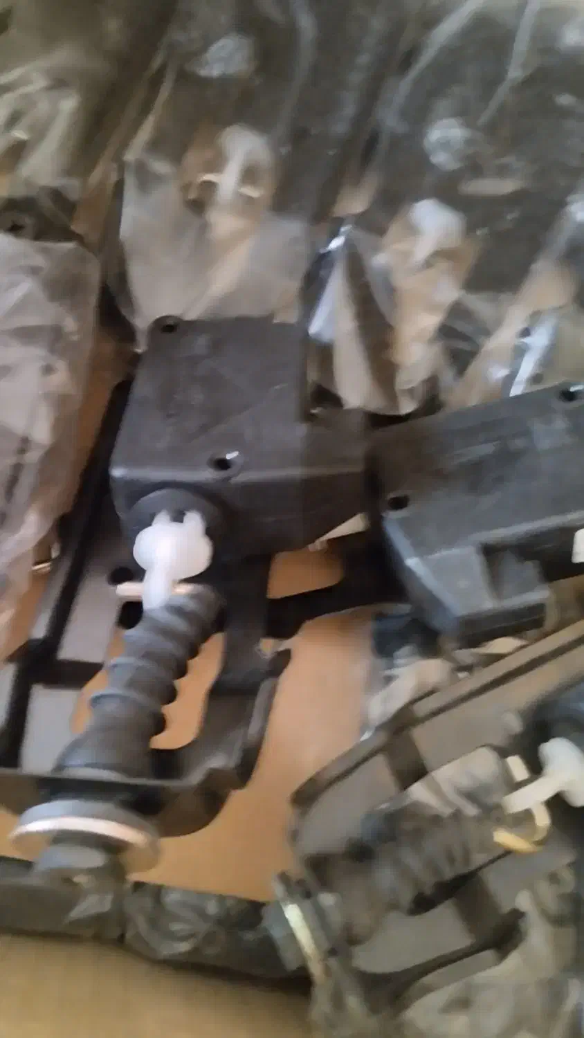 وسایل یدکی ماشین|قطعات یدکی و لوازم جانبی|قشم, |دیوار