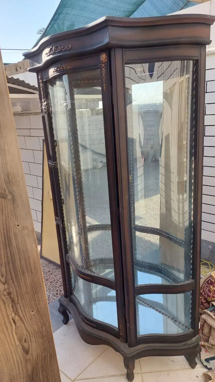 فروش یک عدد ویترین|بوفه، ویترین، کنسول|لامرد, |دیوار