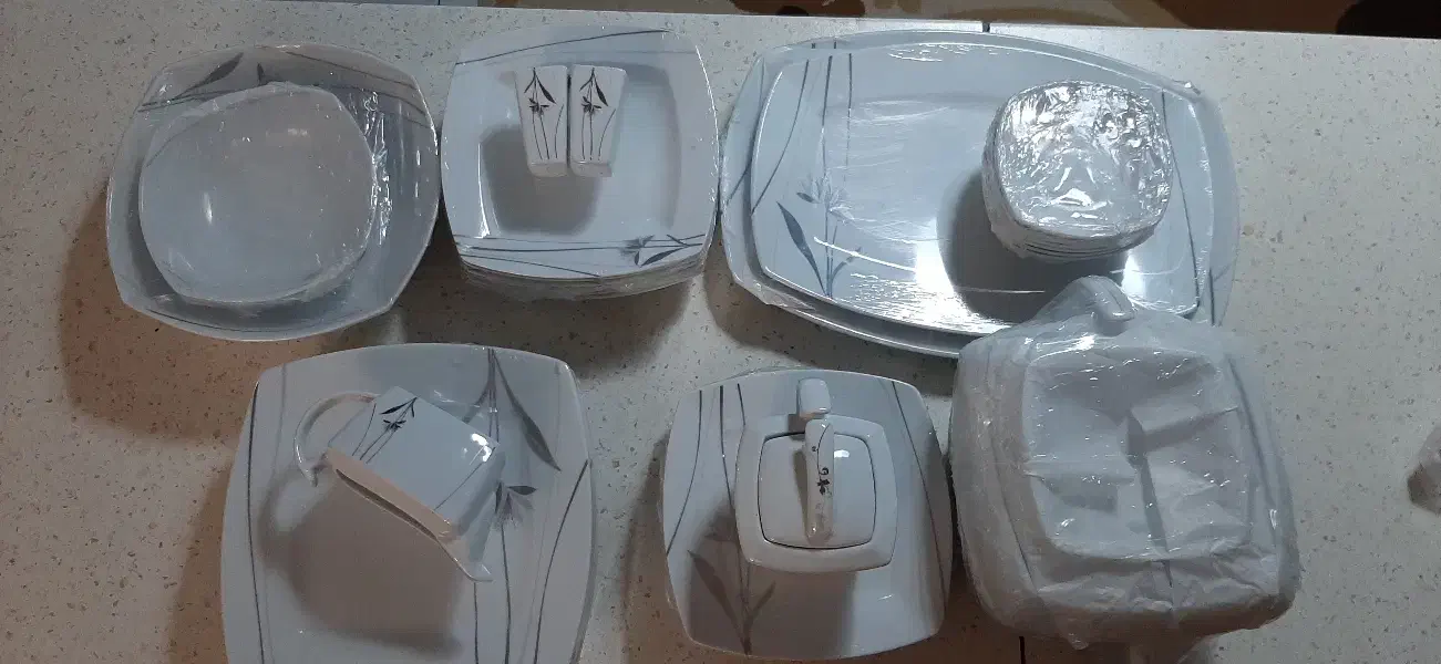 چینی برند تقدیس ۶نفری ۳۶پارچه|ظروف سرو و پذیرایی|تبریز, |دیوار