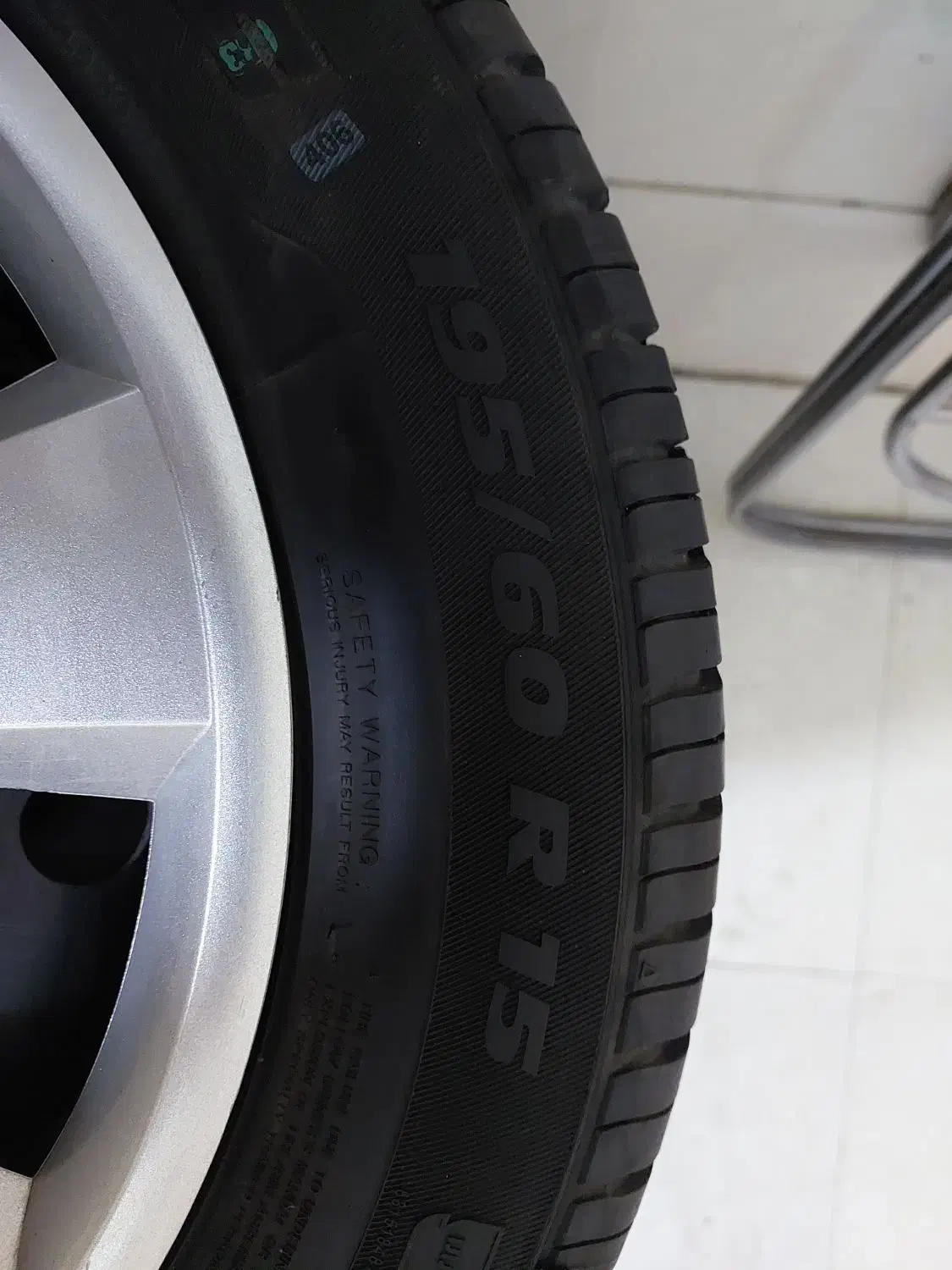 رینگ ولاستیک کویر ۱۹۵/۶۰/۱۵|قطعات یدکی و لوازم جانبی|تهران, وحیدیه|دیوار