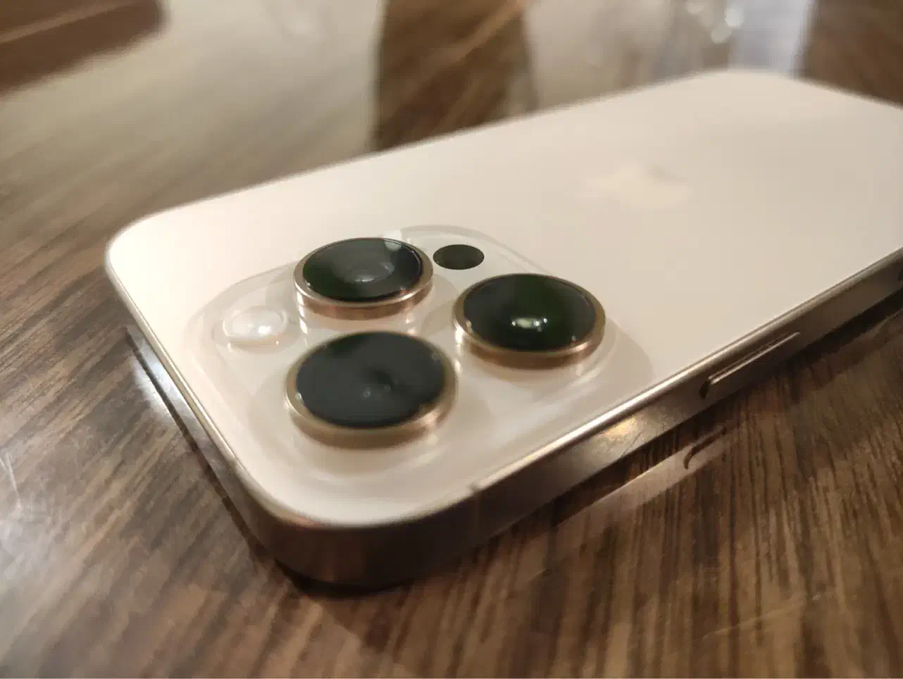 اپل iPhone 16 Pro با حافظهٔ ۲۵۶ گیگابایت|موبایل|شیراز, فضل‌آباد|دیوار