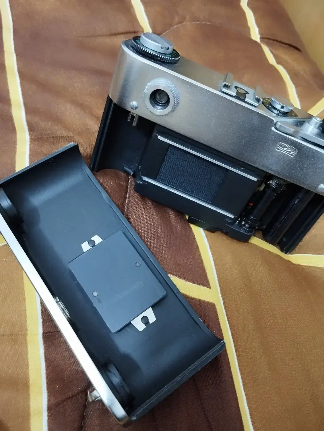 دوربین عکاسی قدیمی|دوربین عکاسی و فیلمبرداری|مشهد, عامل|دیوار