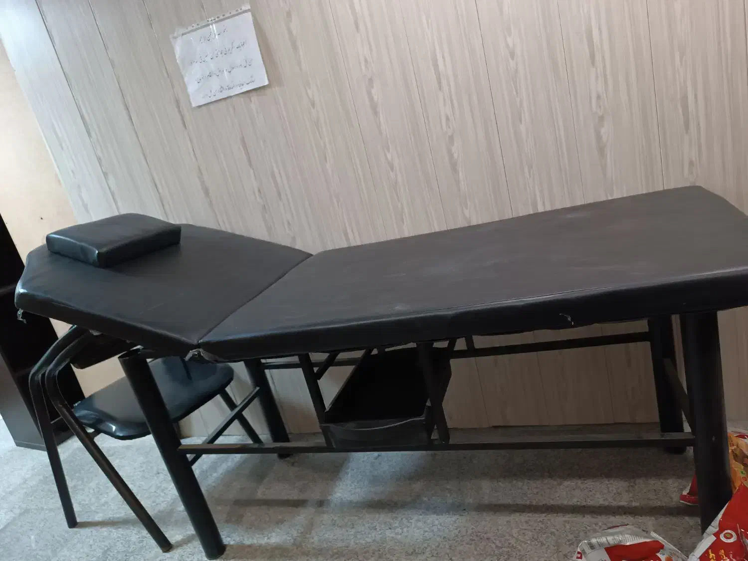 تخت ماساژ کاملا سالم|آرایشی، بهداشتی، درمانی|کرج, حیدرآباد|دیوار