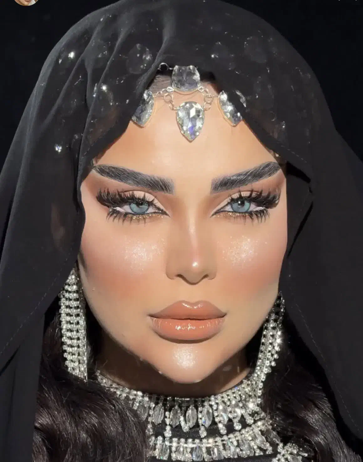 میکاپ و شنیون خاص و ماندگار بالا|خدمات آرایشگری و زیبایی|گرگان, |دیوار