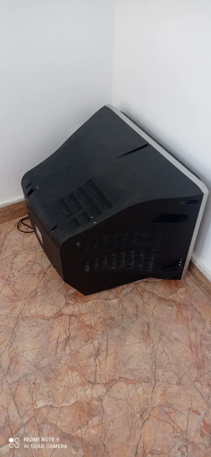 فروش تلویزیون رنگی|تلویزیون و پروژکتور|رامسر, |دیوار