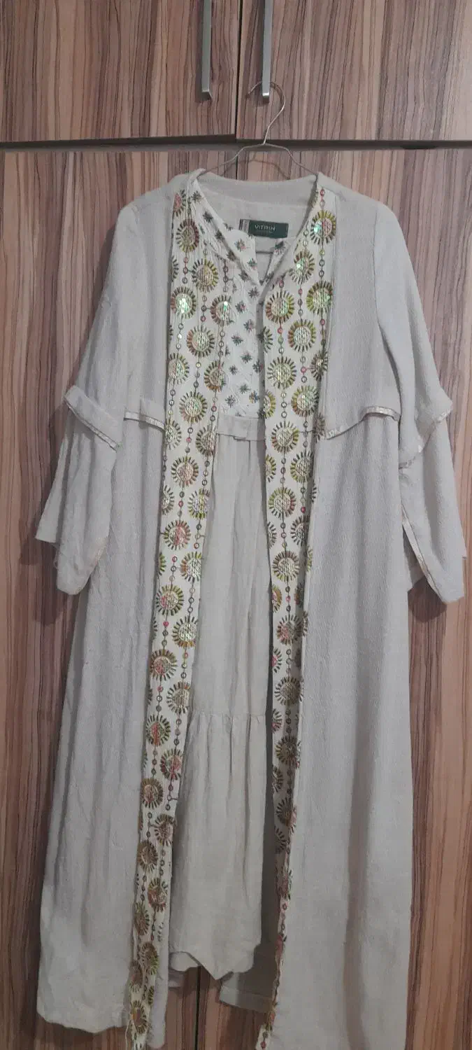 سارافون مانتو|لباس|اندیشه, شهرک کوثر|دیوار