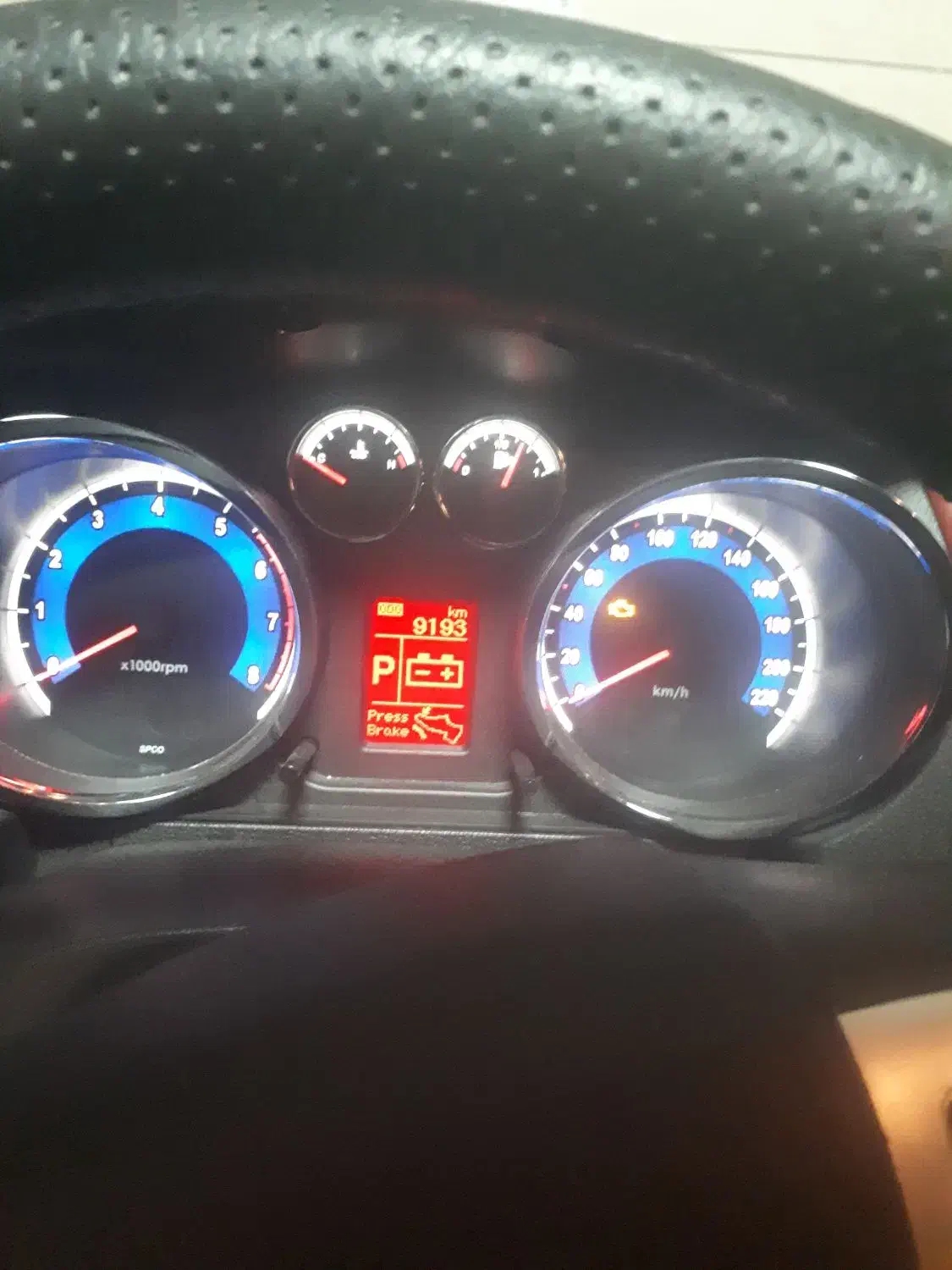 دنا پلاس اتومات۴۰۲|خودرو سواری و وانت|ایلام, |دیوار