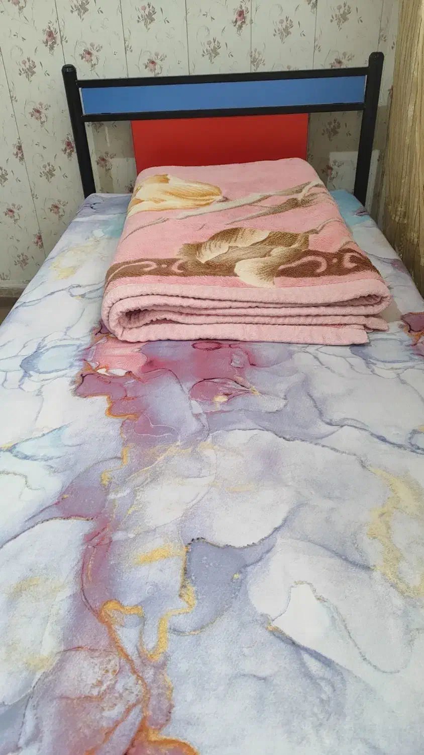 تخت خواب و دراور|تخت و سرویس خواب|بندر انزلی, کارآموزی|دیوار