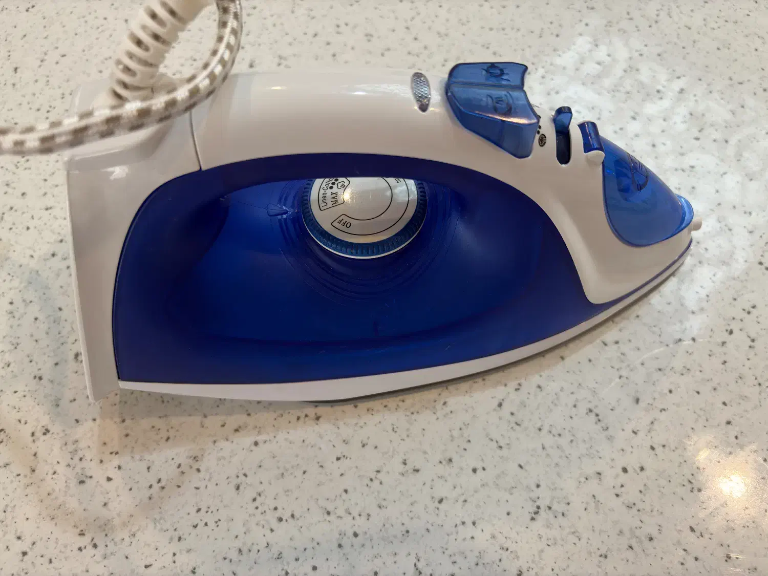 اتو لباس برقی|اتو و لوازم اتو|گلپایگان, |دیوار