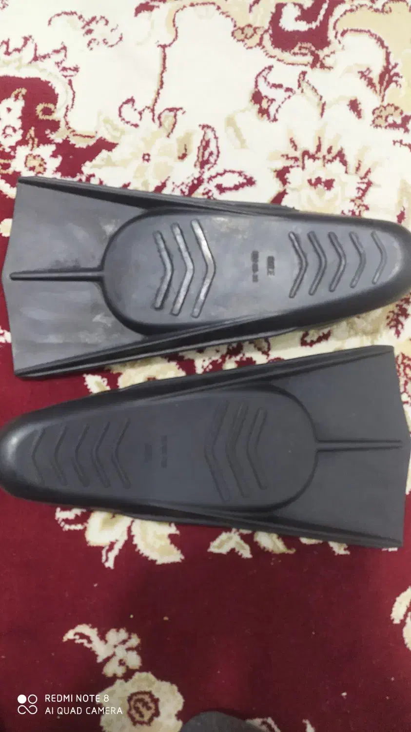 فین شنا|غواصی و ورزش‌های آبی|آبپخش, |دیوار