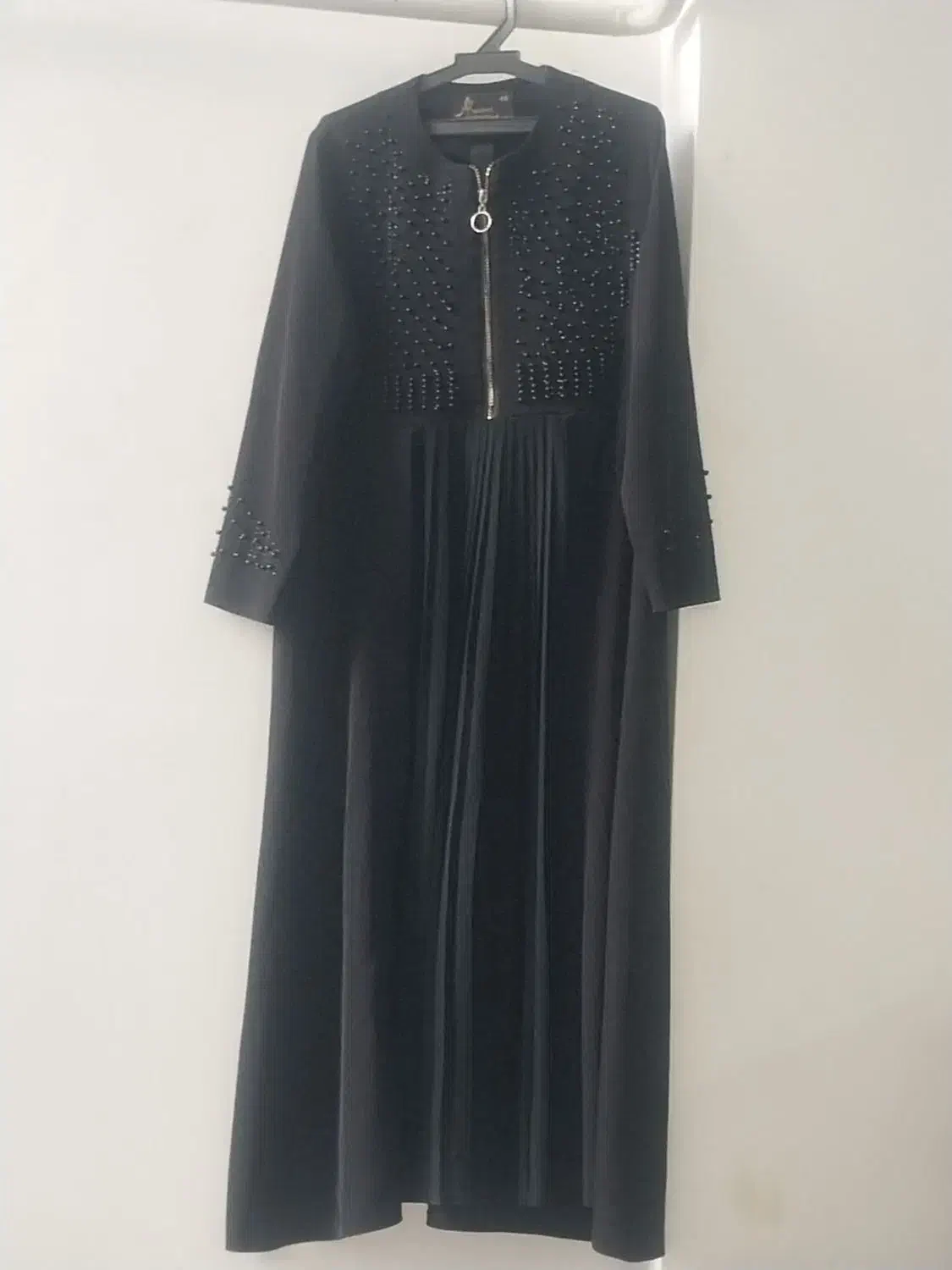 مانتو مشکی|لباس|قیدار, |دیوار