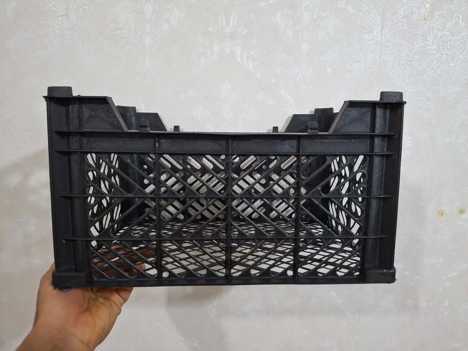 تولیدی سبد میوه(گوجه)|ظروف نگهدارنده، پلاستیکی، یک‌بارمصرف|طسوج, |دیوار