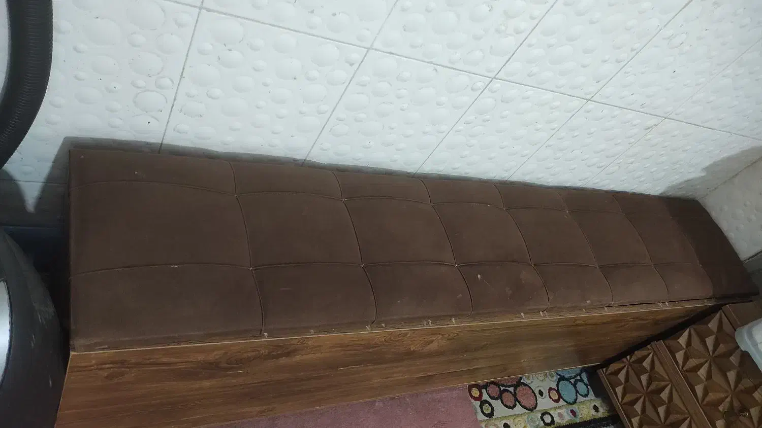 پاف|صندلی و نیمکت|مسجد سلیمان, |دیوار