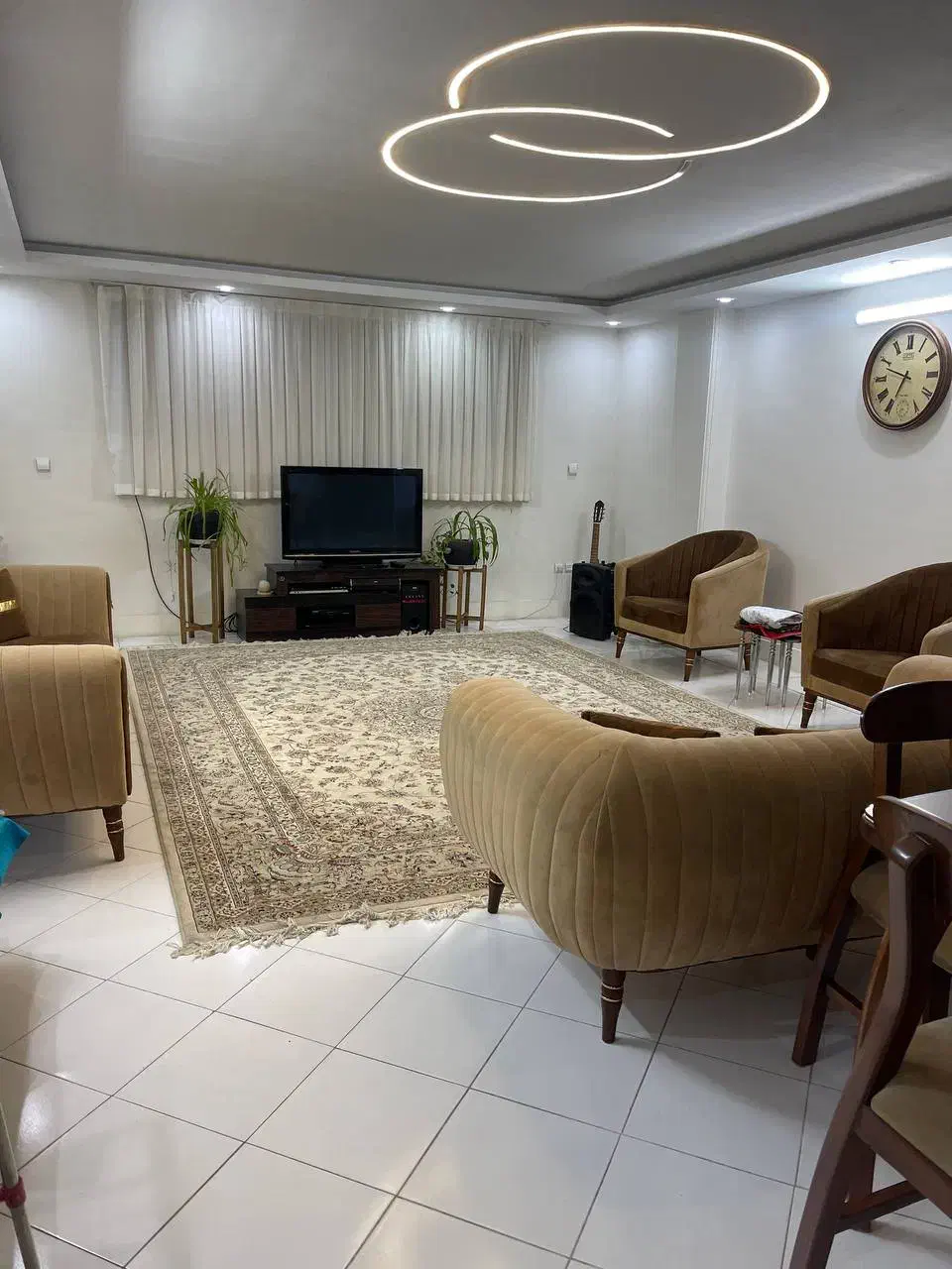 اجاره سوئیت روزانه خانه منزل لوکس حکیم نظامی جلفا|اجارهٔ کوتاه‌مدت آپارتمان و سوئیت|اصفهان, باغ زیار|دیوار