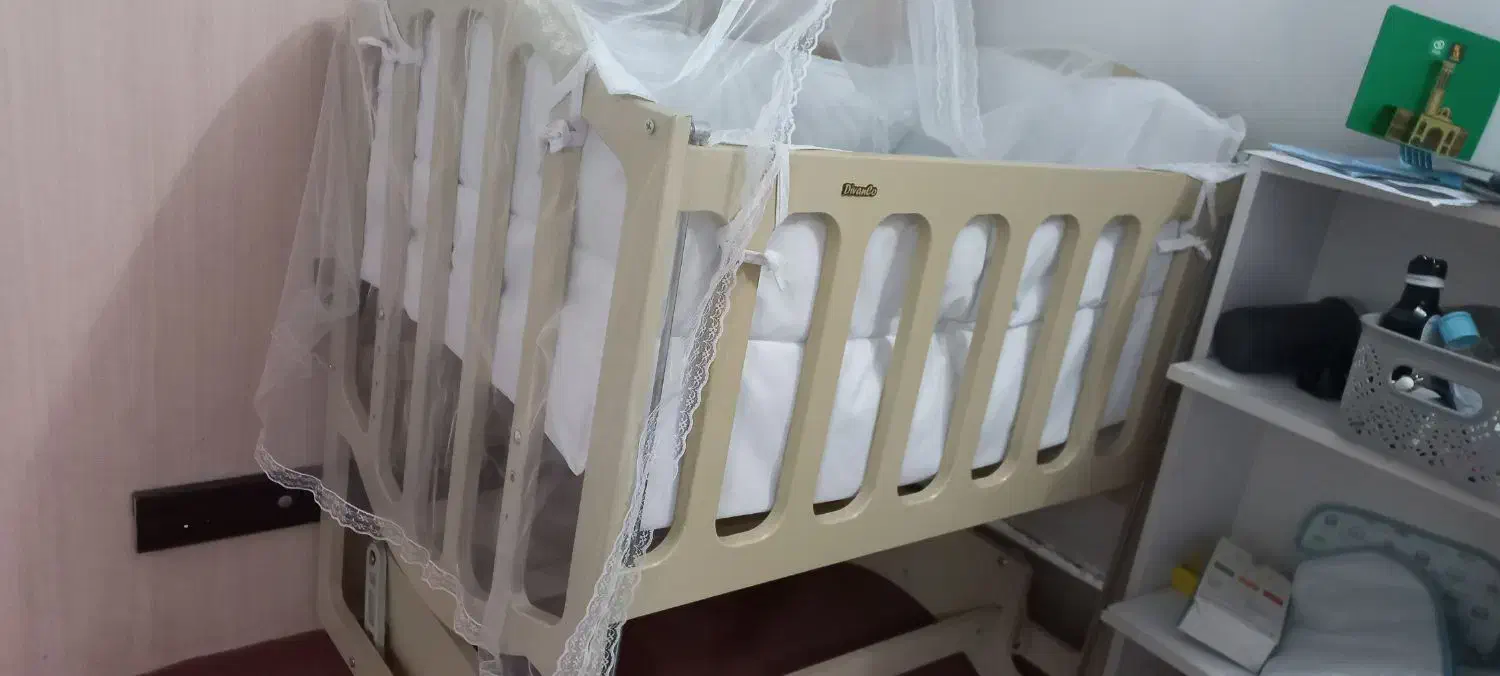 گهواره کنارمادرکاملانو|تخت و صندلی بچه|مشهد, امین آباد|دیوار