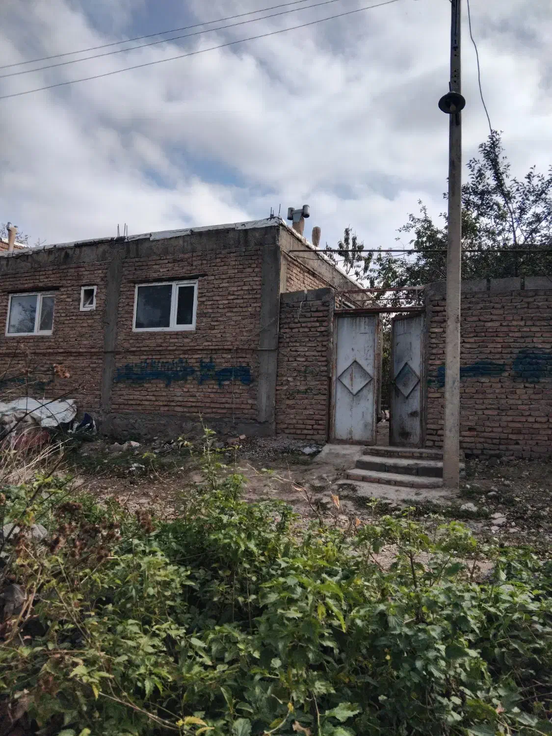 خانه ویلایی در روستای اندزق معروف به پیرعلی|فروش خانه و ویلا|مشگین شهر, |دیوار