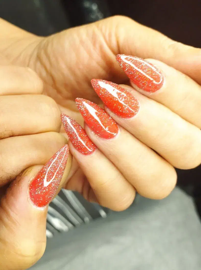 استخدام ناخنکار حرفه ای|استخدام درمانی، زیبایی، بهداشتی|تهران, تهرانپارس شرقی|دیوار