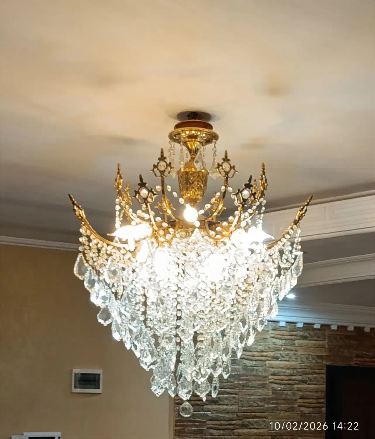 لوستر برنجی|لوستر و چراغ آویز|ورامین, ورامین|دیوار