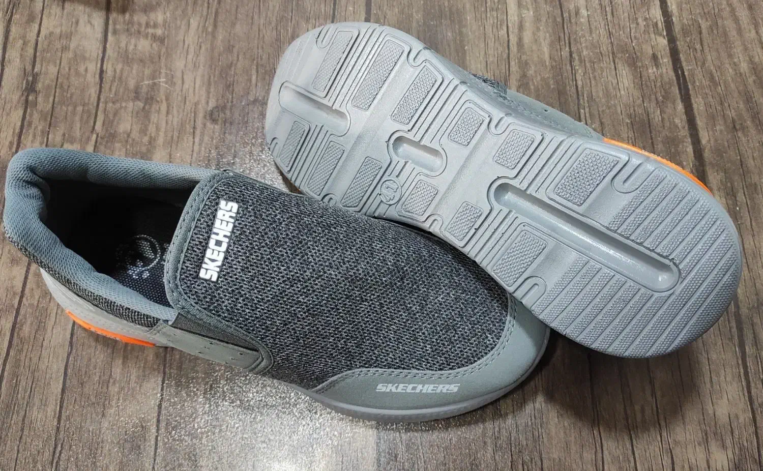 کفش طبی زنانه مردانه اسکیچرز|کیف، کفش، کمربند|رفسنجان, |دیوار