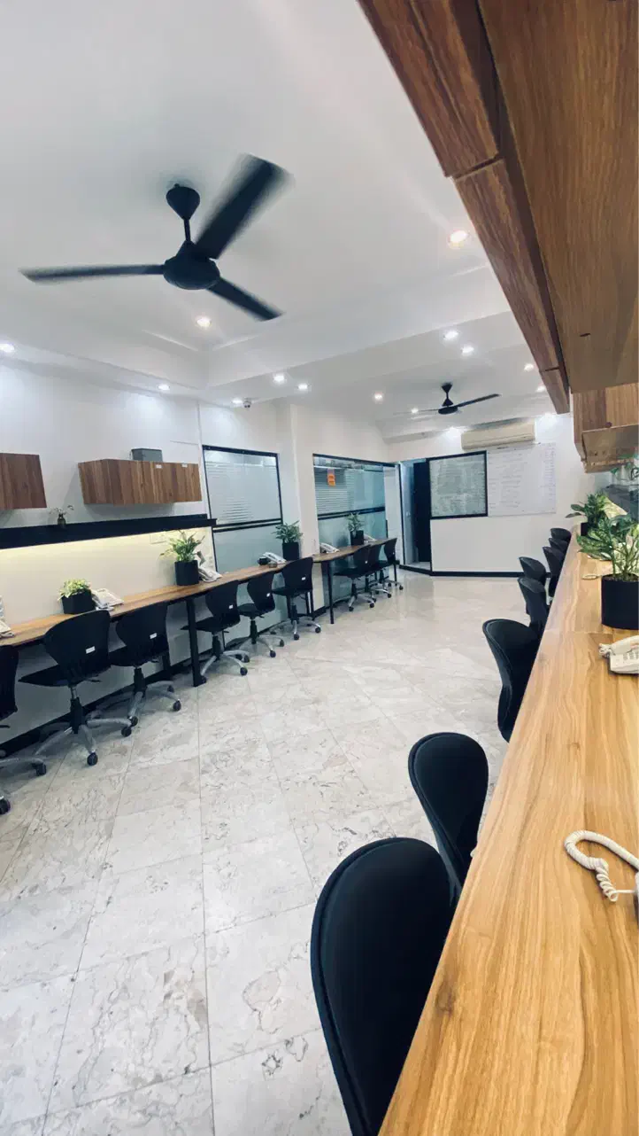 استخدام کارمند فروش (خانم)ماهیانه۱۰۰میلیون|استخدام بازاریابی و فروش|تهران, دروس|دیوار