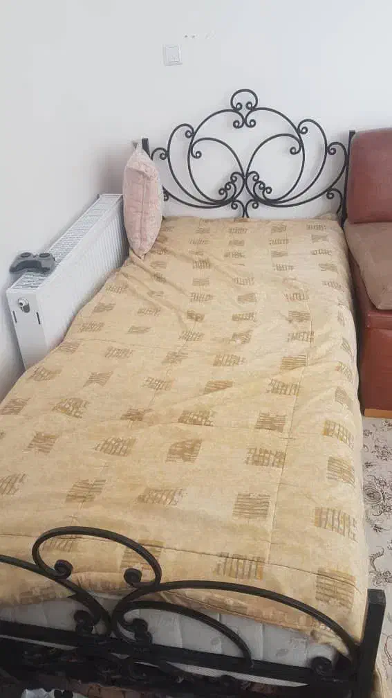 تخت یه نفره|تخت و سرویس خواب|قم, الغدیر|دیوار