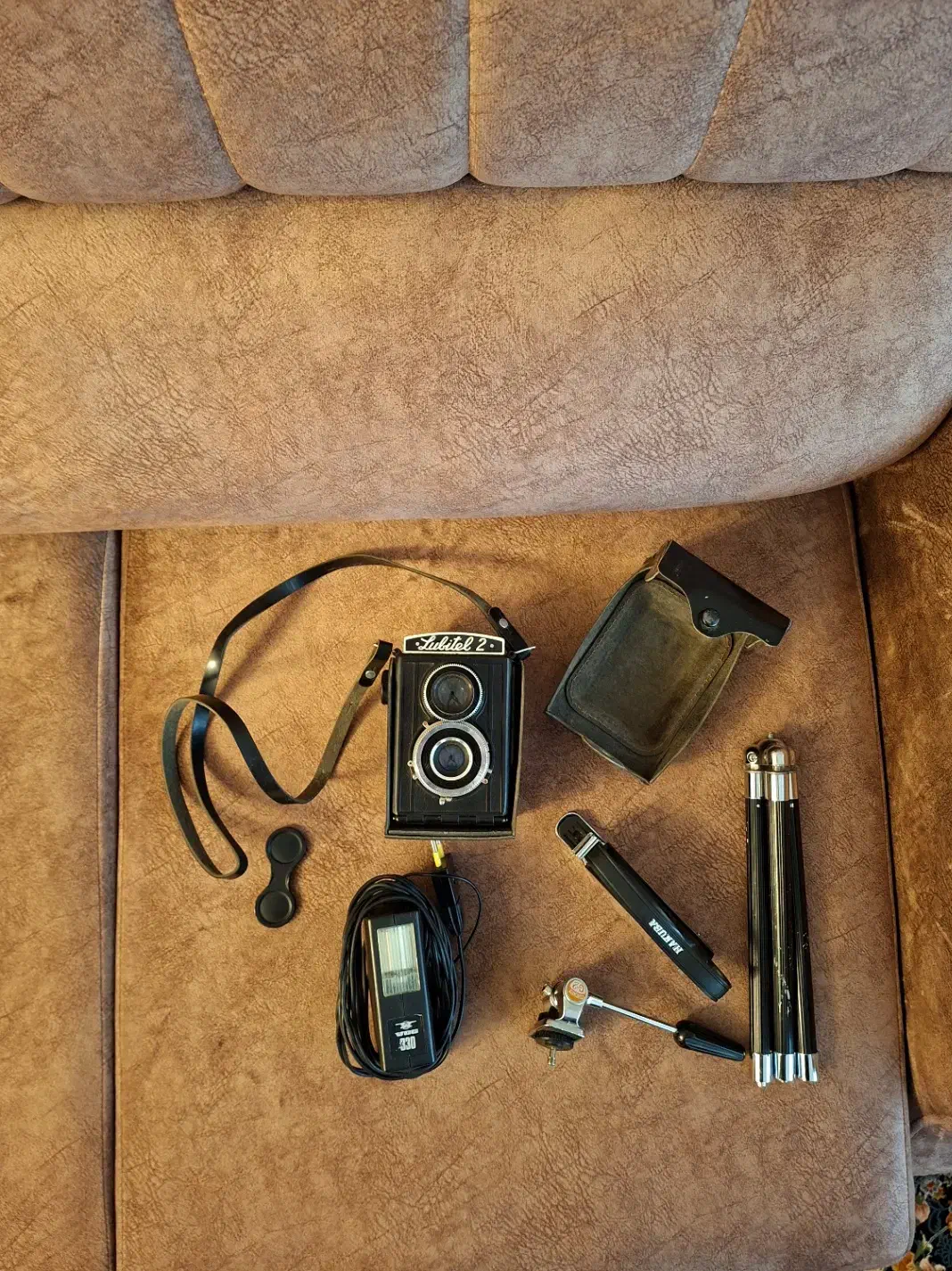 دوربین لوبیتل ۲ ،شارژر باتری خودرو ،قهوه ساز فندکی|کلکسیون اشیاء عتیقه|تهران, صادقیه|دیوار