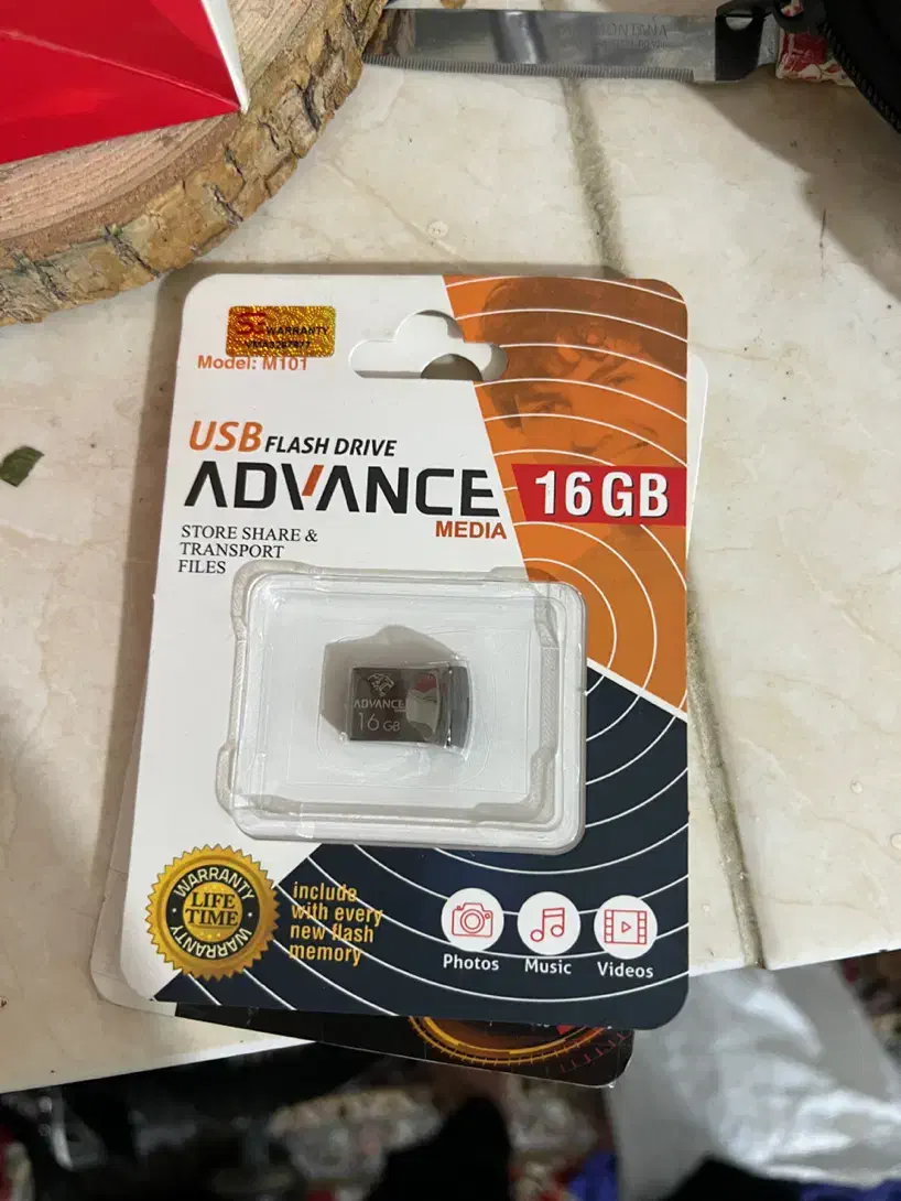 چهار عدد فلش ۱۶گیگ|لوازم جانبی موبایل و تبلت|بندرعباس, |دیوار