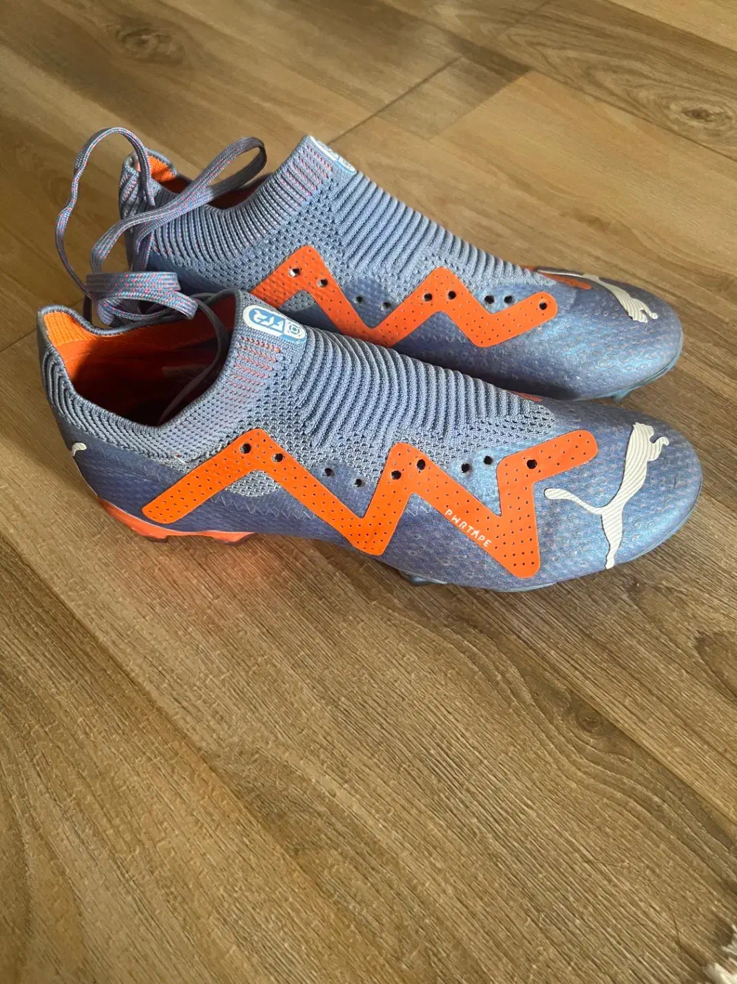 کفش چمنی|تجهیزات ورزشی|پارس‌آباد, |دیوار