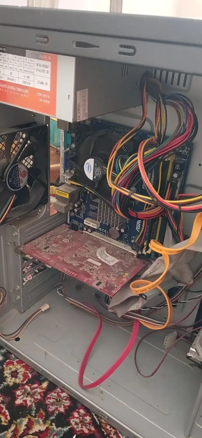 کامپیوتر|رایانه رومیزی|رامسر, |دیوار