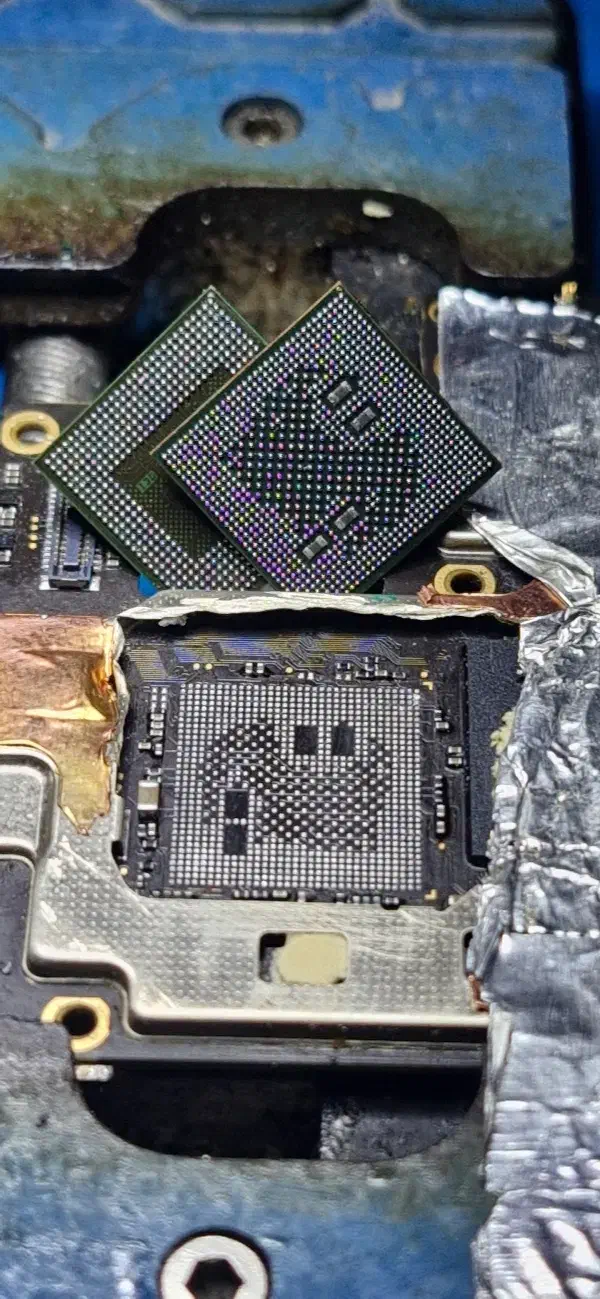 تعمیرات فوق تخصصی موبایل تعویض ال سی دی و باطری و.|خدمات رایانه‌ای و موبایل|کرمانشاه, |دیوار