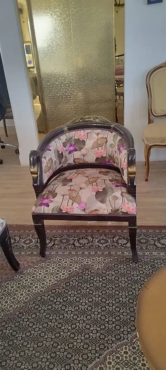 مبلمان ۵نفره سالم|مبلمان خانگی و میز عسلی|آکند, |دیوار