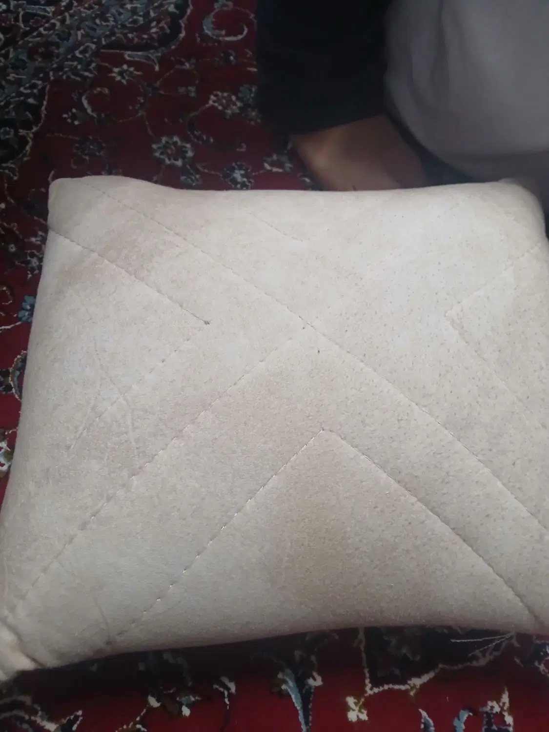 کوسن|رختخواب، بالش، پتو|رشت, احمد گوراب|دیوار
