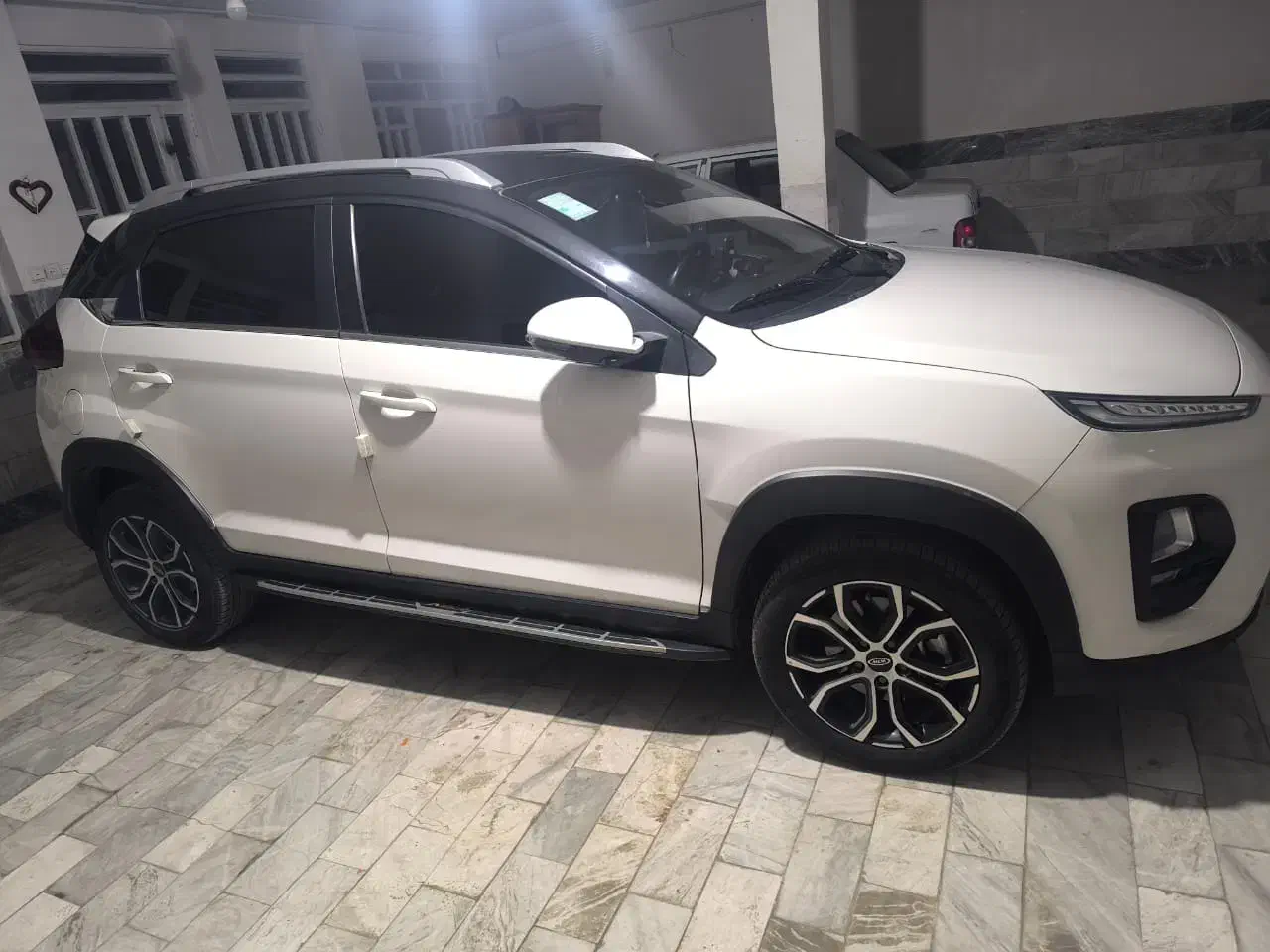 ام وی ام ایکس ۲۲پرو|خودرو سواری و وانت|خرم‌آباد, |دیوار