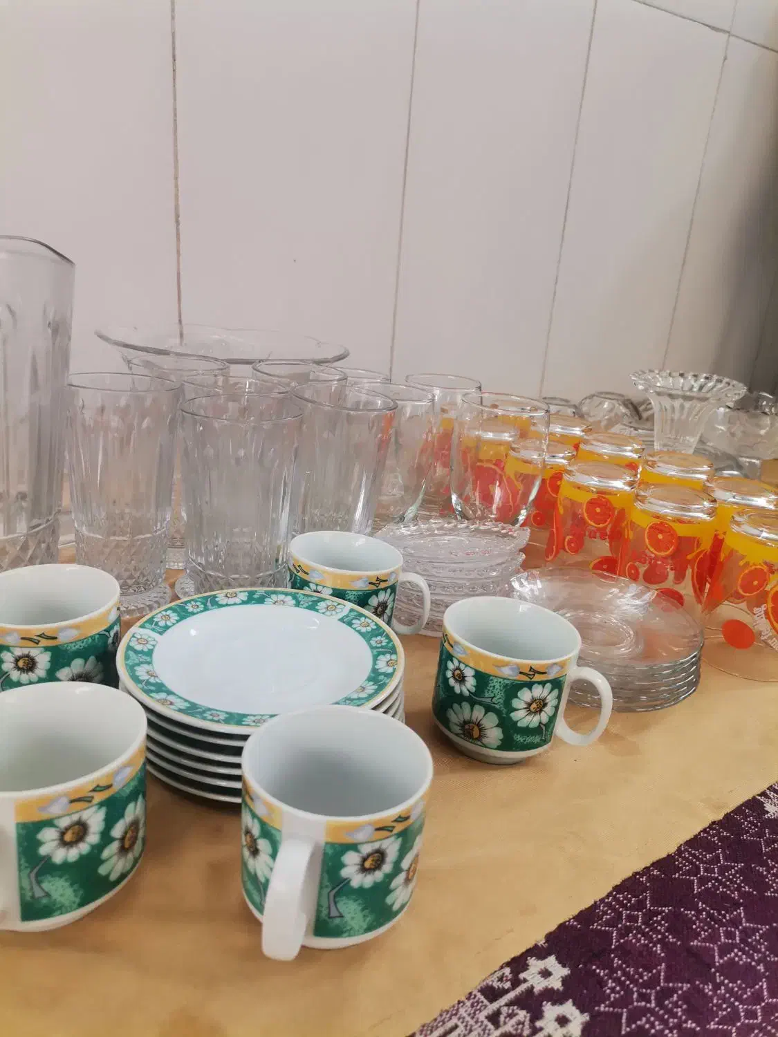 چینی های نو بدون استفاده|ظروف سرو و پذیرایی|اصفهان, آبشار|دیوار