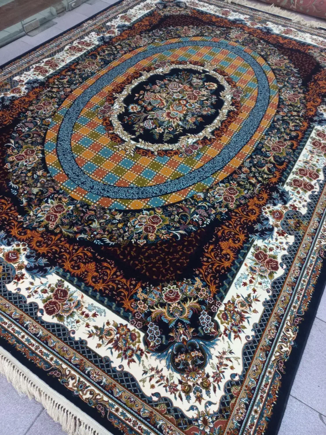 فرش کارکرده ۱۲متری جفت|فرش|بندرعباس, |دیوار