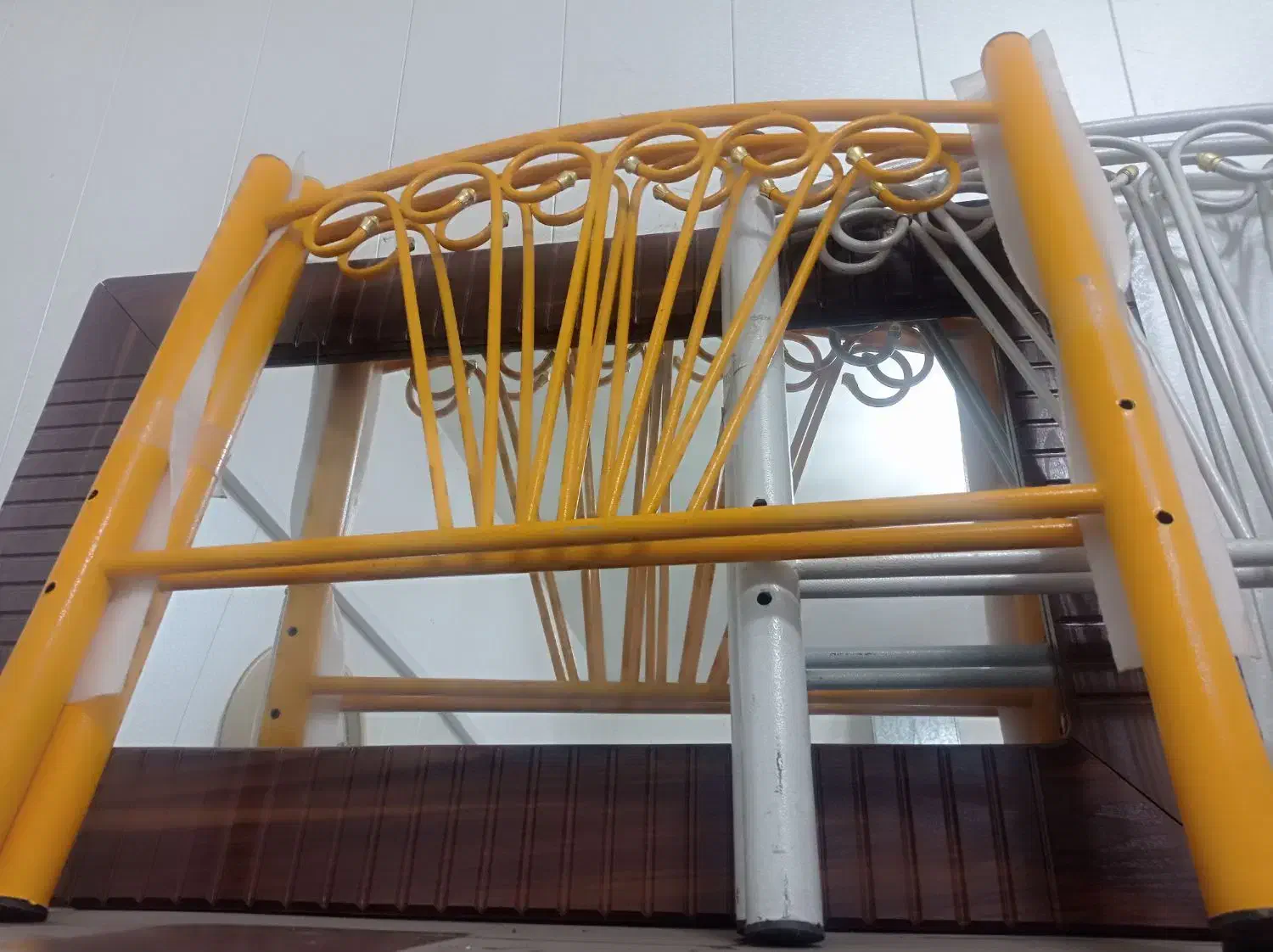 تخت کودک 130در70|تخت و صندلی بچه|جلفا, |دیوار