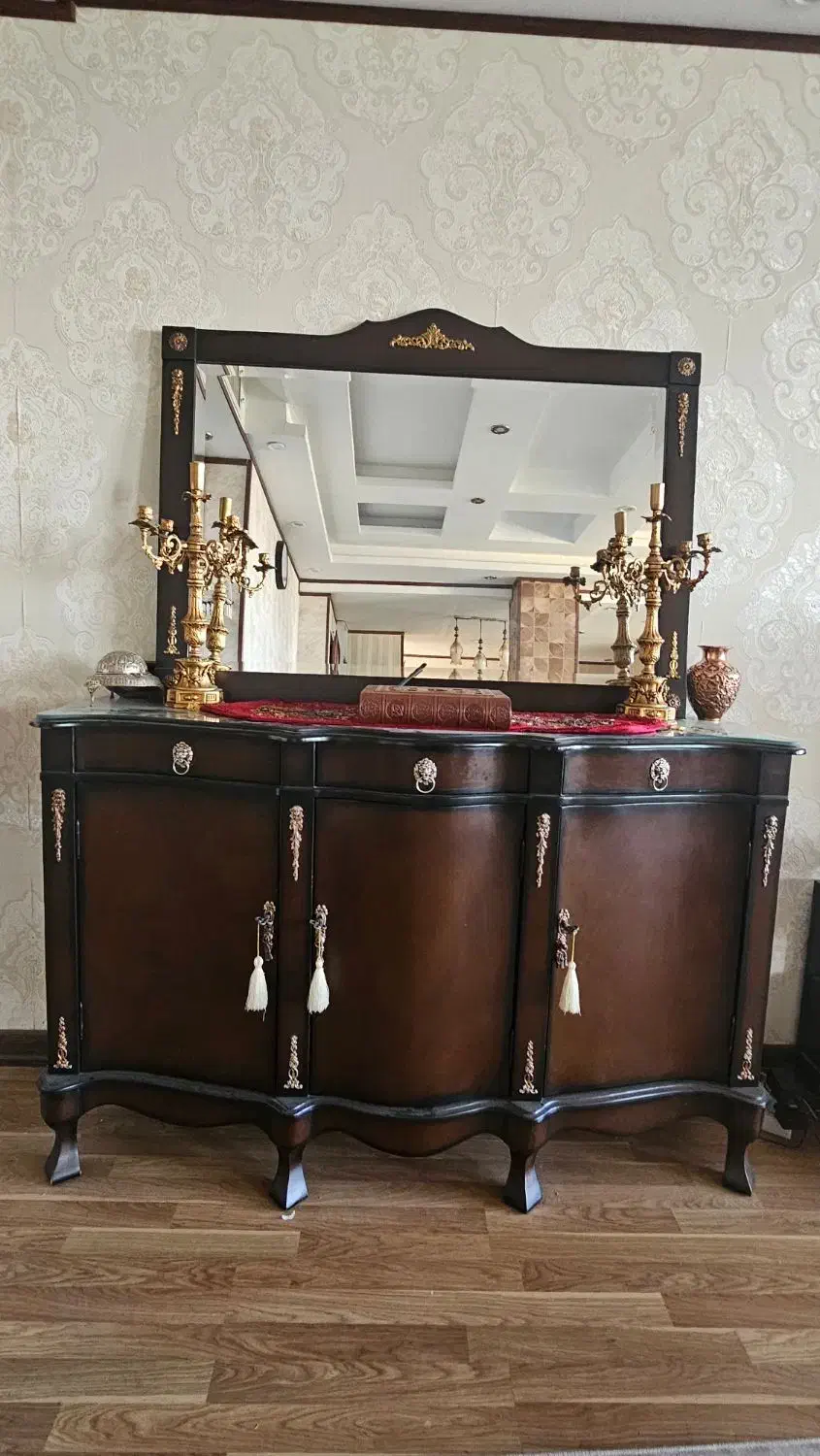 کنسول و اینه سلطنتی|بوفه، ویترین، کنسول|تهران, شاهین|دیوار