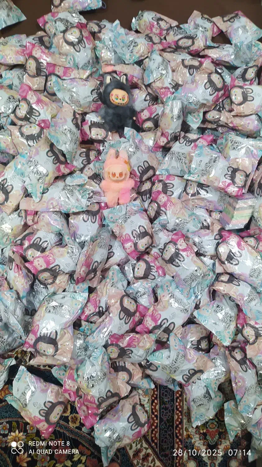 عروسک لبو بو|اسباب‌‌بازی|مرودشت, ابوذر شمالی‎|دیوار